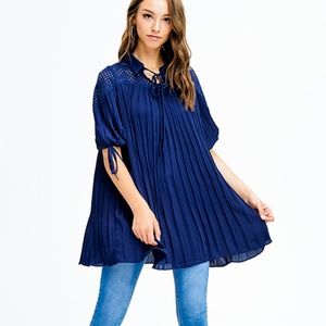 NWT Boho Crocheted/Pleated Bubble Sleeve Tunic